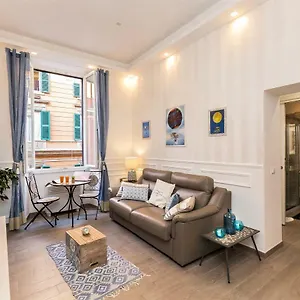 https://boutique-domus-trastevere-bertani.it-romehotels.com